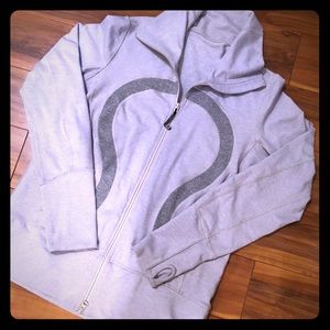 Lululemon Gray Jacket - Size 10 🍋